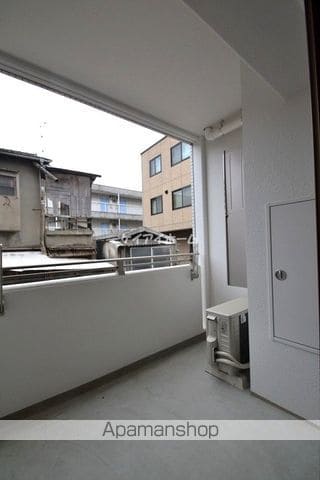 MODE EIGHT IIの内装写真