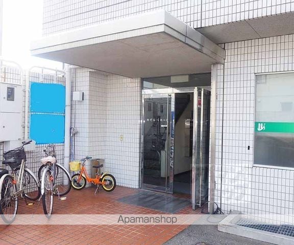 メゾンクレールの玄関写真