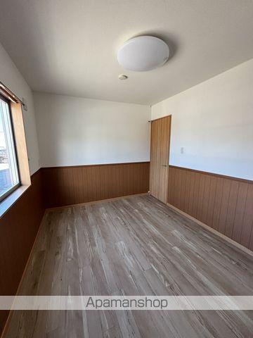 富山地鉄本線 越中荏原駅 徒歩16分 2階建 築12年の内装写真