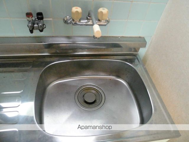 ロイヤル清水丘の内装写真
