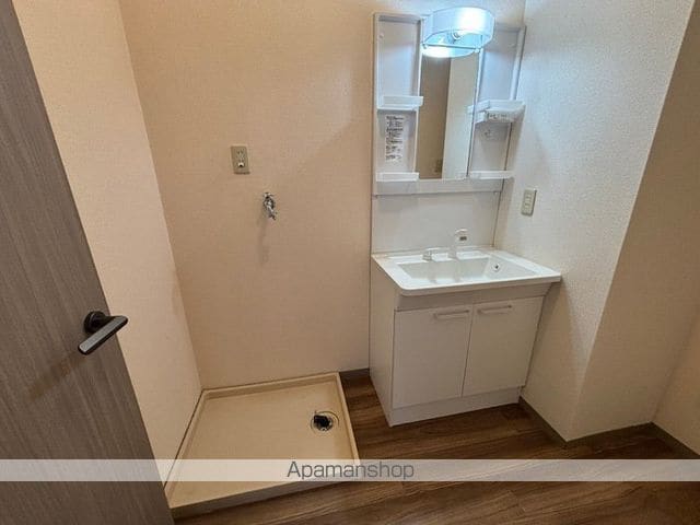ロイヤルファミールII Cの内装写真