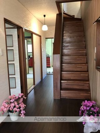 内原戸建[4DK/84.04m2]の玄関