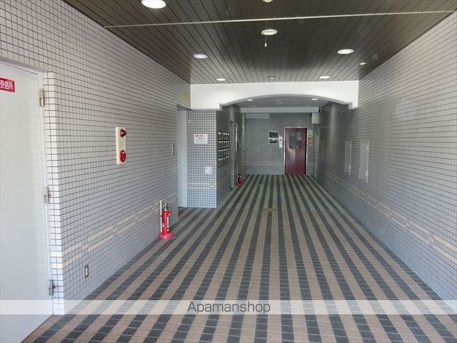 【和歌山市十二番丁のマンションの写真】