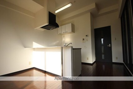 グランドポレストーネ大手町[3LDK/63.7m2]のリビング・居間