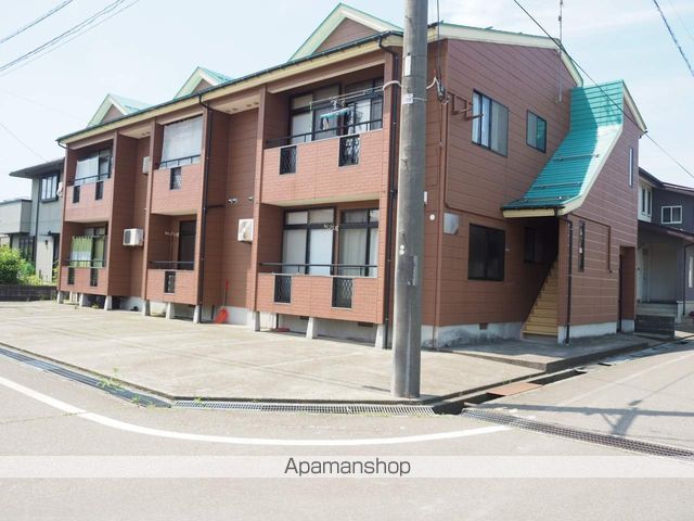 コスモパークの外観写真