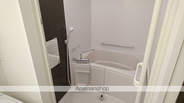 クレイノフィセント ファルコンの内装写真