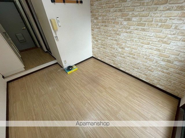 インターナショナル玉造の内装写真