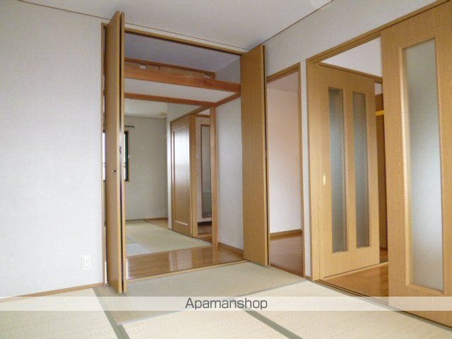 メイプルヒルズの内装写真