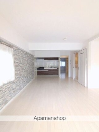 神奈川県川崎市宮前区犬蔵３丁目[2LDK/72m2]の内装4