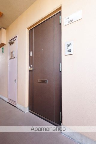 ダイアパレス新内町の玄関写真