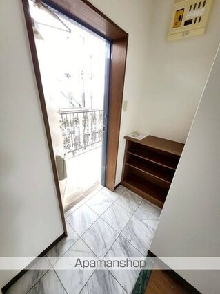マンションリラ[1K/30.36m2]の玄関
