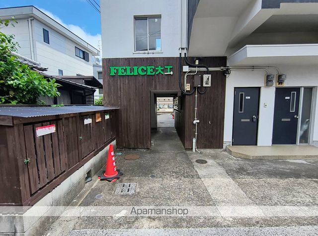 フェリーチェ大工の玄関写真
