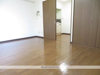 メズューセラ五橋[1K/30.02m2]のリビング・居間