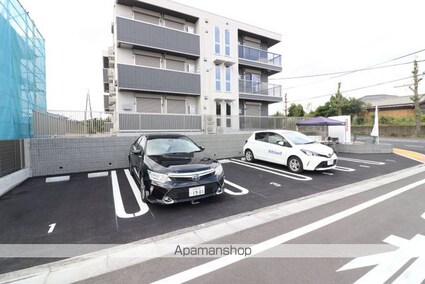 ビューテラス[2LDK/55.2m2]の駐車場2