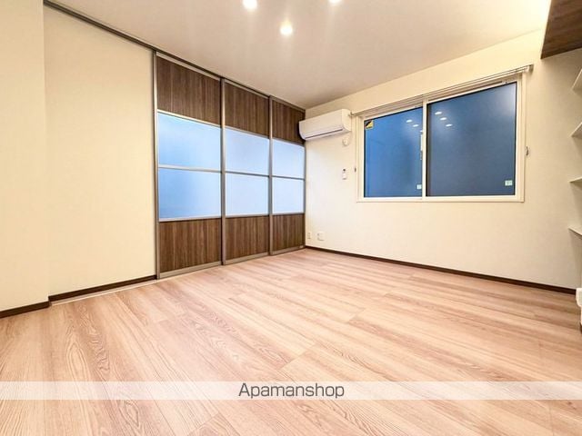 URBANAの内装写真
