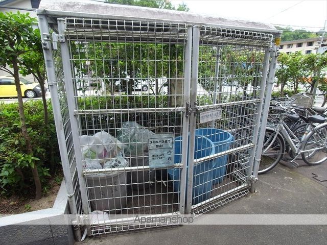 ニケンカンの外観写真