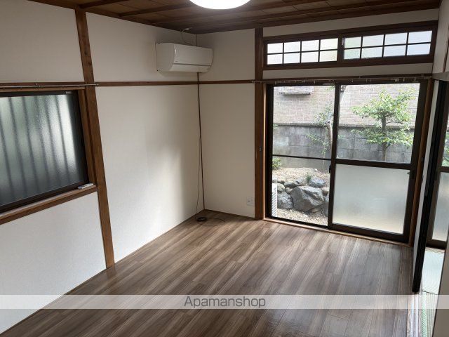 近鉄京都線 大和西大寺駅 徒歩13分 2階建 築60年の内装写真