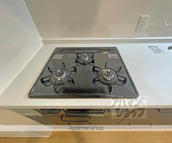 グランレブリー二条城東の内装写真