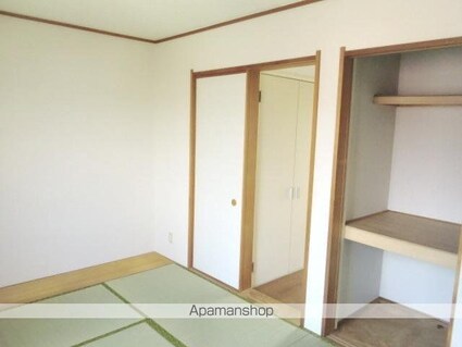 テラス田園調布[2LDK/62.1m2]の収納