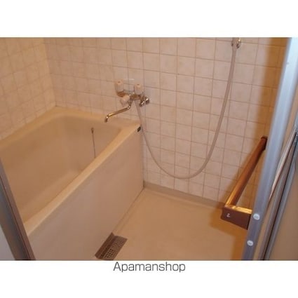 東京都北区滝野川７丁目[2DK/45.9m2]のバス