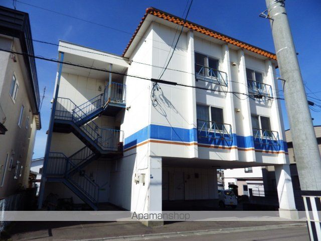 ファースト富岡の外観写真