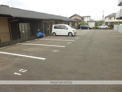 メゾンＹｏｕ＆Ｉ[1K/24.5m2]の駐車場4