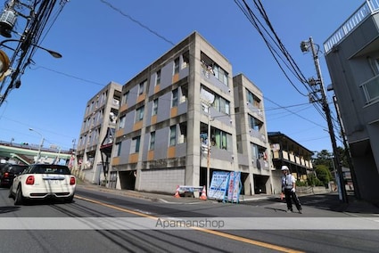 東京都三鷹市新川３丁目[3LDK/64.7m2]の外観3