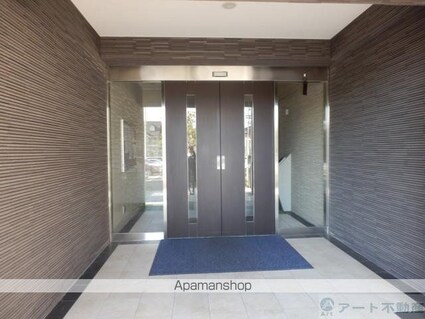 ウィステリアⅡ[2LDK/69.6m2]のエントランス