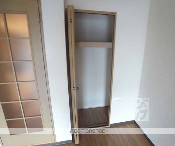 アルティスタ三条の内装写真
