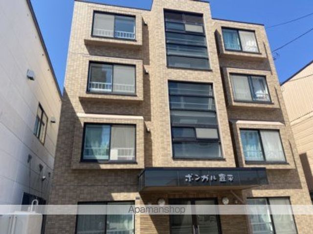ポンガル豊平の外観写真