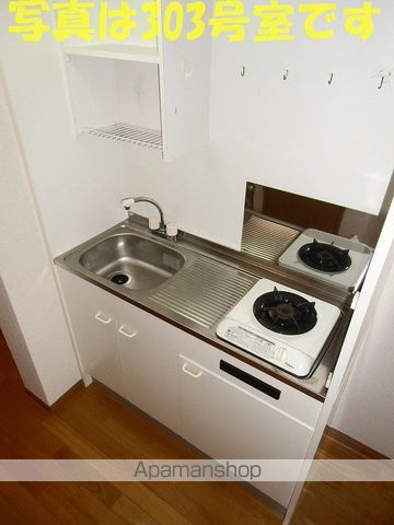 クレストスカーラカクBの内装写真