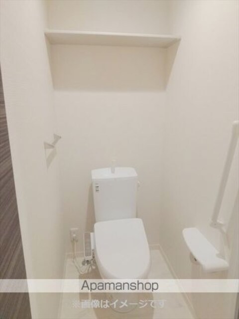 和歌山県和歌山市太田４丁目[1LDK/42.28m2]のトイレ