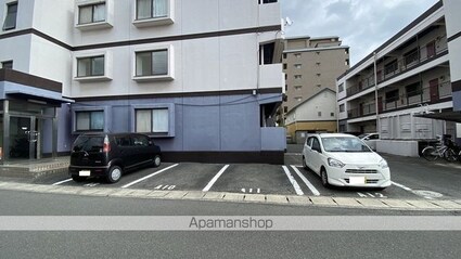 岡山県岡山市北区今３丁目[3LDK/60m2]の駐車場2