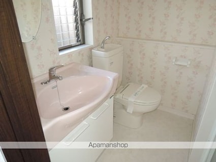 ファミーユ北町[1LDK/56.48m2]の洗面所