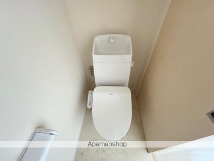 ウィスタリア[2LDK/55.66m2]のトイレ