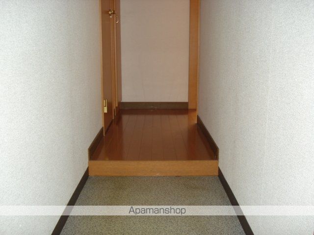 イクシオンNS IIの内装写真