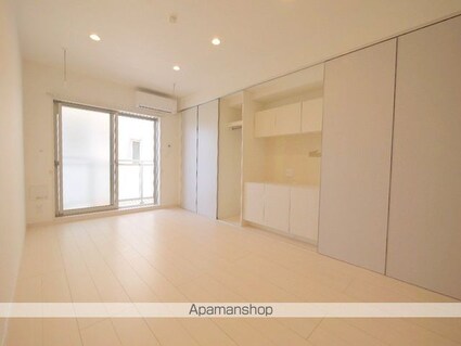 愛知県名古屋市瑞穂区汐路町３丁目[1K/26.08m2]のリビング・居間