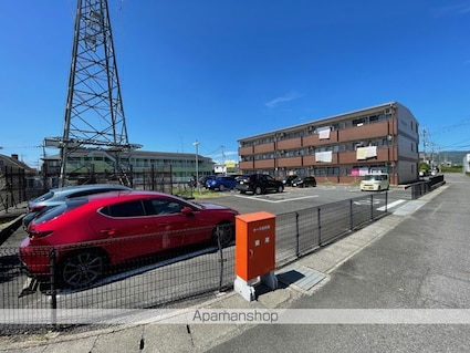 ランドスケイプ[2LDK/58.32m2]の駐車場2