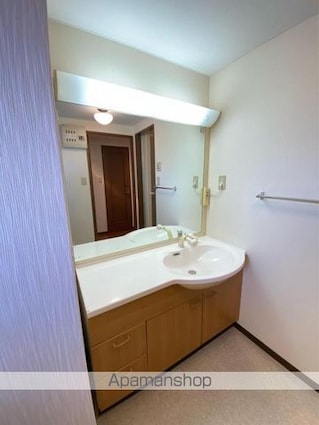 サウスプラザ六条[1LDK/49.6m2]の洗面所