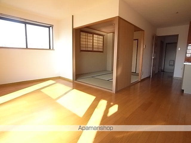 グランドヒルズ当知5番館の内装写真