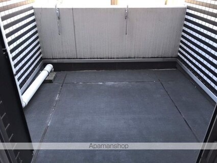 ステージグランデ神楽坂[1R/25.65m2]のバルコニー
