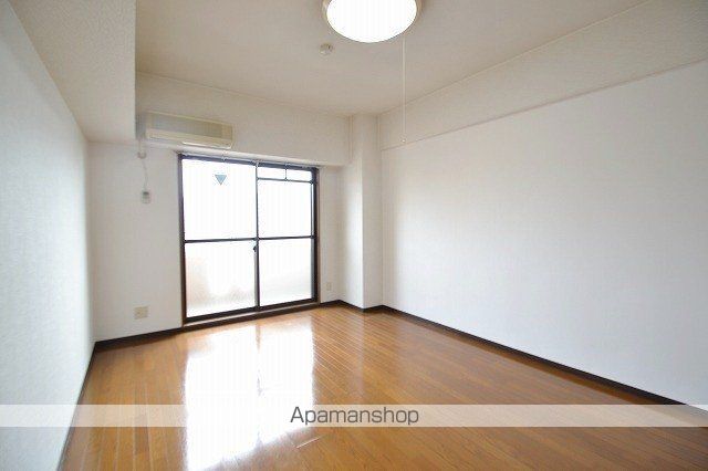 フォレスト東古松の内装写真