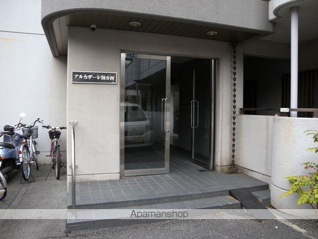 アルカザーレ国分西の玄関写真