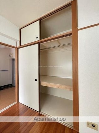 庄司ビル[2K/34.8m2]の収納