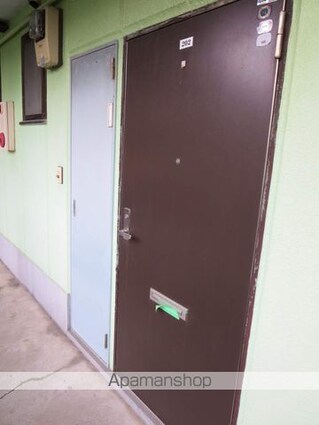ハピネスタナカ[2DK/40m2]の共用部1