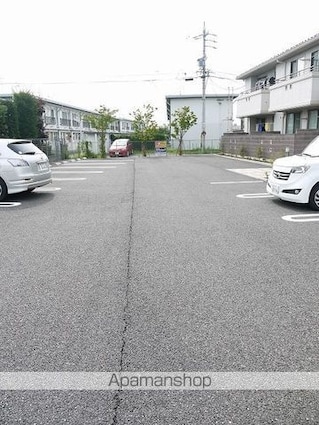 サウスウインド[1LDK/39.09m2]の駐車場