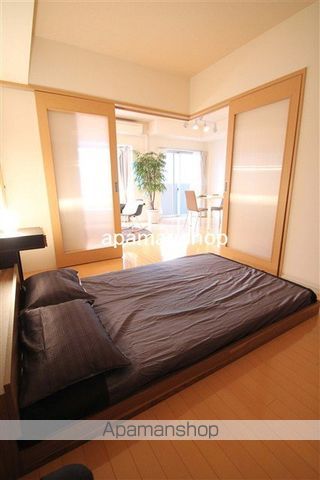 CROSSRESIDENCE大阪新町の内装写真