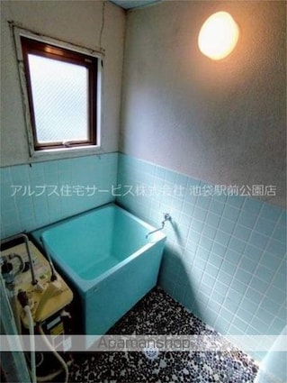 平岩第二コーポ[2K/36.45m2]のバス