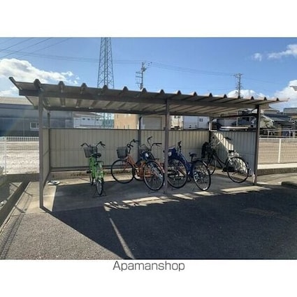 愛知県一宮市三ツ井６丁目[2DK/45.5m2]の共用部2