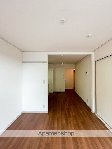プラムワンの内装写真